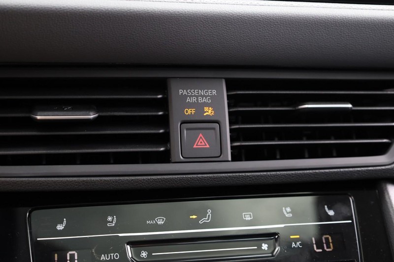 Volkswagen Jetta Vehicle Image 16