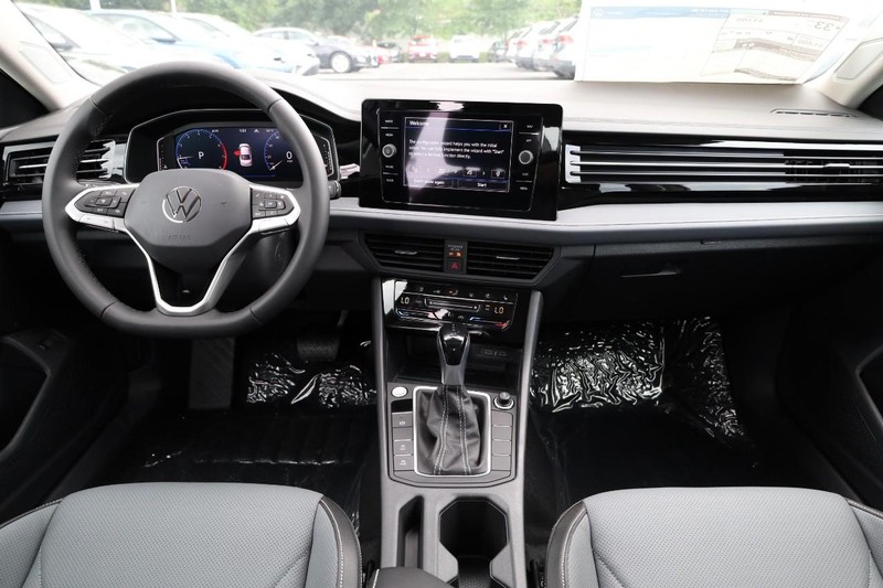 Volkswagen Jetta Vehicle Image 26