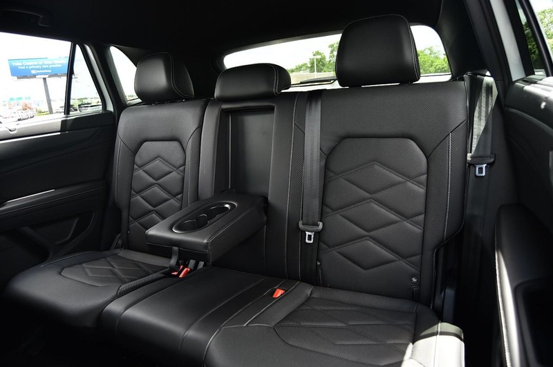 Volkswagen Atlas Cross Sport Vehicle Image 22