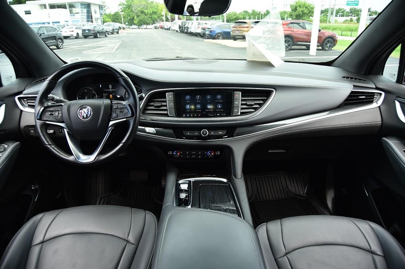 Buick Enclave Vehicle Image 07