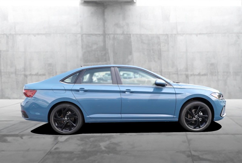 Volkswagen Jetta Vehicle Image 05