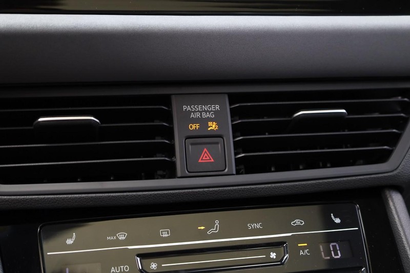 Volkswagen Jetta Vehicle Image 15