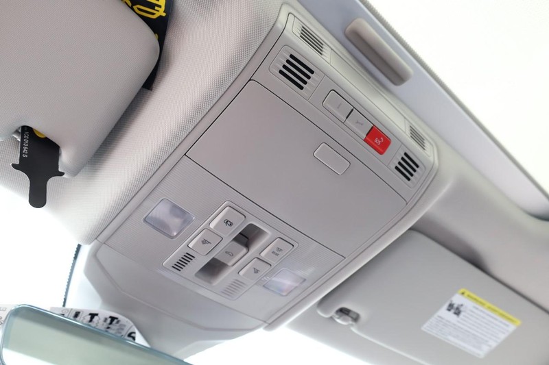 Volkswagen Jetta Vehicle Image 19