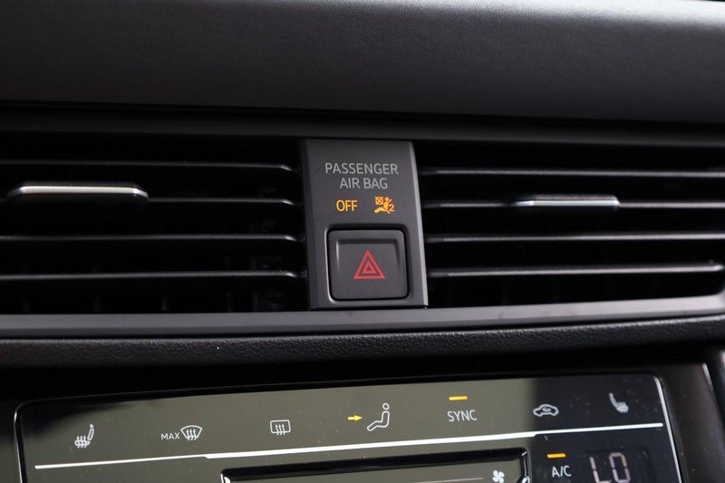 Volkswagen Jetta Vehicle Image 15