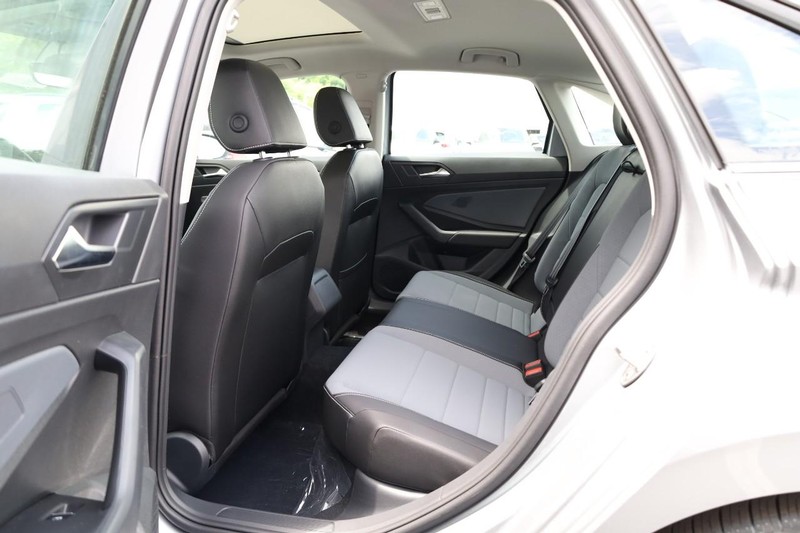 Volkswagen Jetta Vehicle Image 23