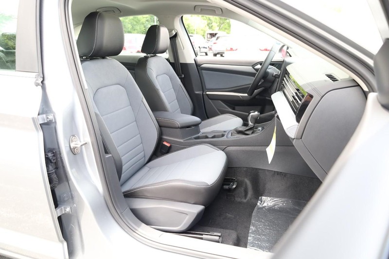 Volkswagen Jetta Vehicle Image 26