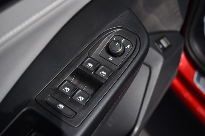 Volkswagen Taos Vehicle Image 08