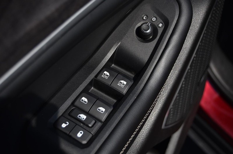 Jeep Grand Cherokee 4xe Vehicle Image 08