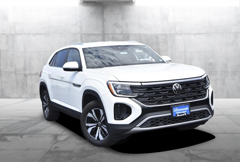 Volkswagen Atlas Cross Sport Vehicle Image 02