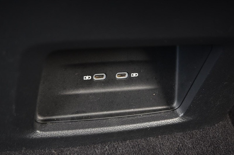 Volkswagen Atlas Cross Sport Vehicle Image 22