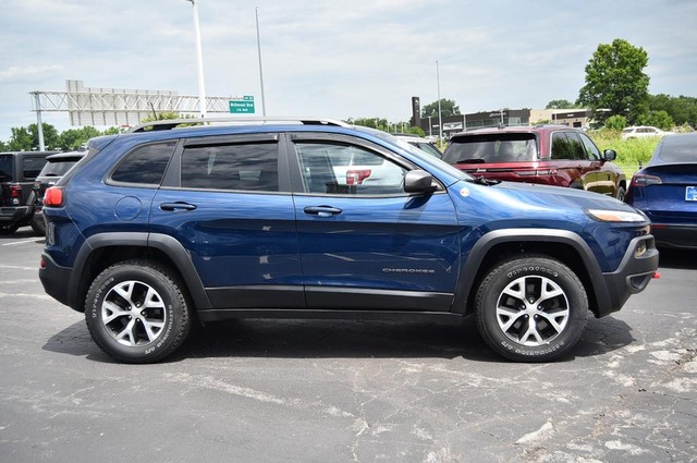 Jeep Cherokee Vehicle Image 05