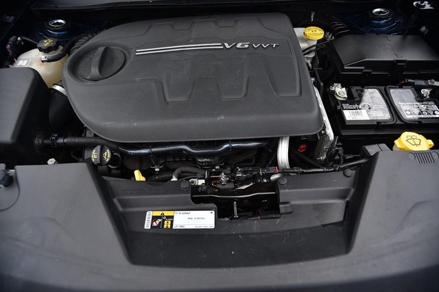 Jeep Cherokee Vehicle Image 27