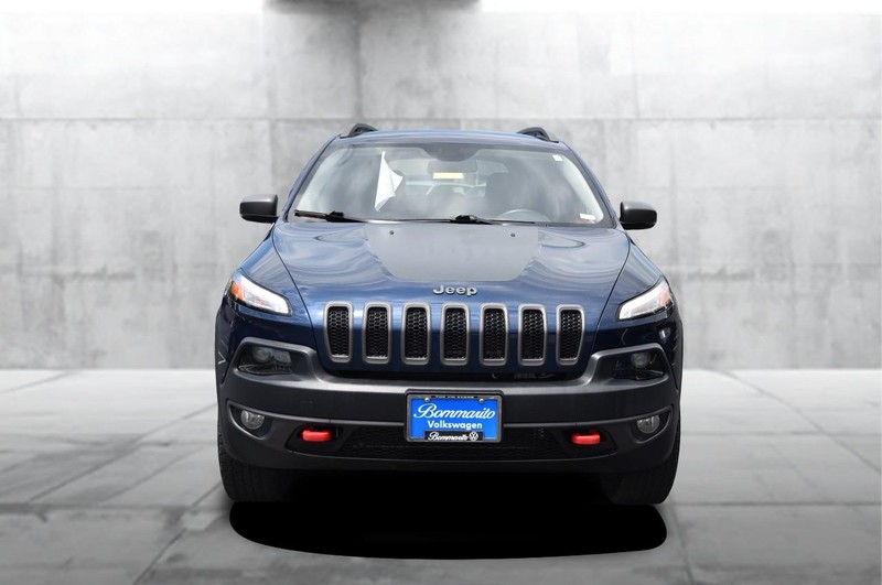 Jeep Cherokee Vehicle Image 04