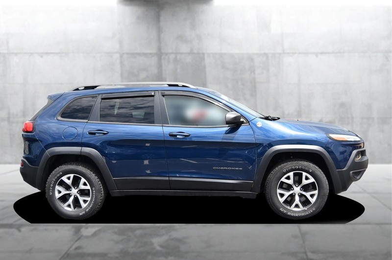 Jeep Cherokee Vehicle Image 05
