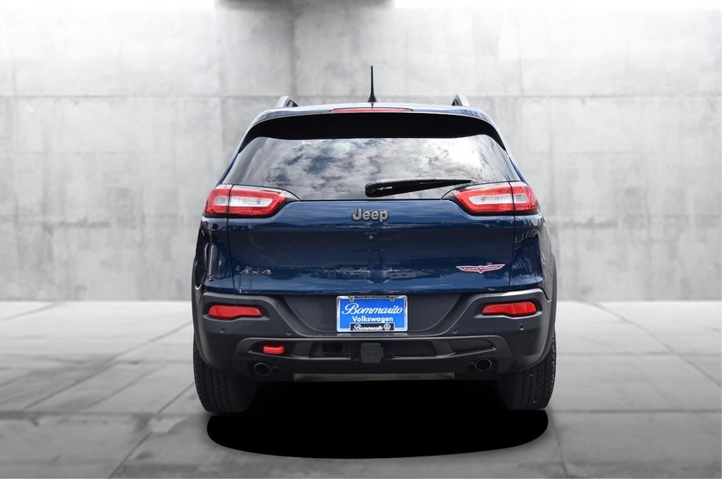 Jeep Cherokee Vehicle Image 06