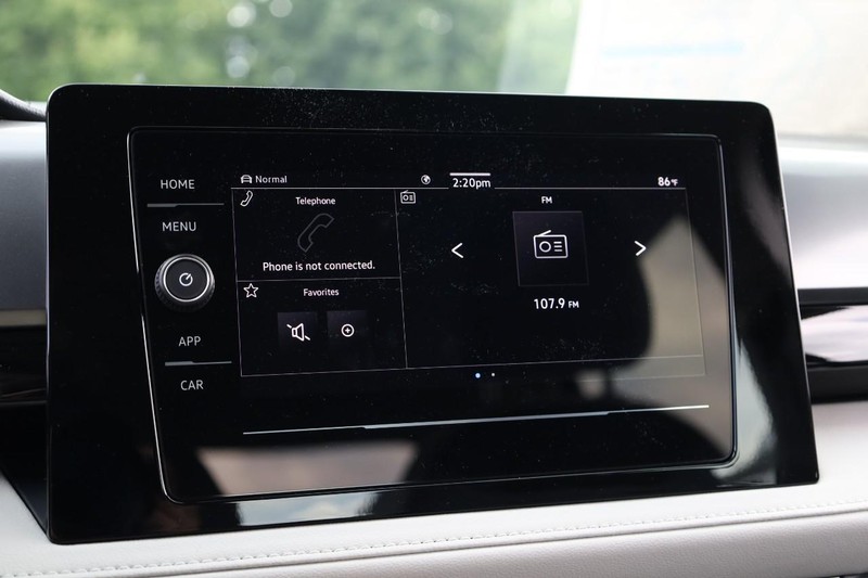 Volkswagen Taos Vehicle Image 13