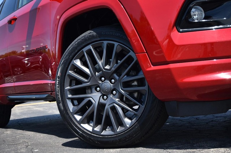 Jeep Compass Vehicle Image 03