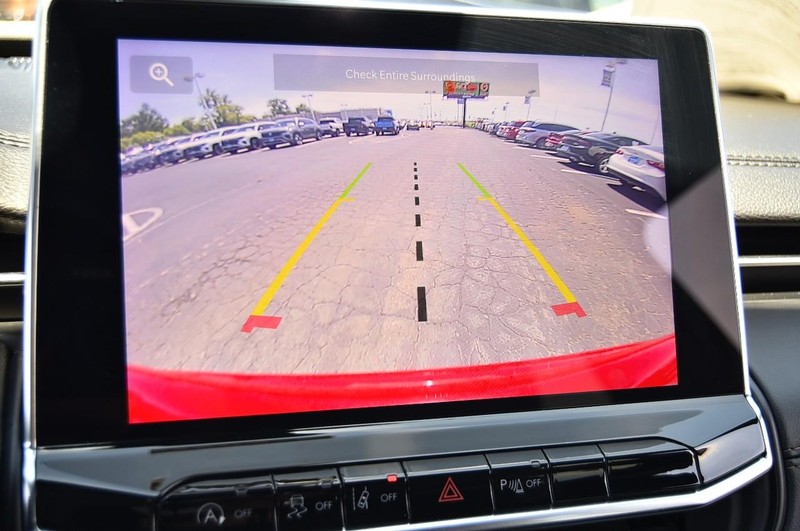 Jeep Compass Vehicle Image 13