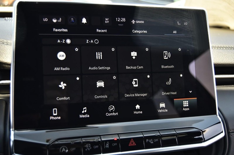 Jeep Compass Vehicle Image 14