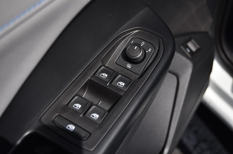 Volkswagen Taos Vehicle Image 08