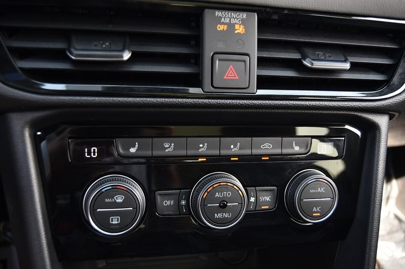 Volkswagen Taos Vehicle Image 15