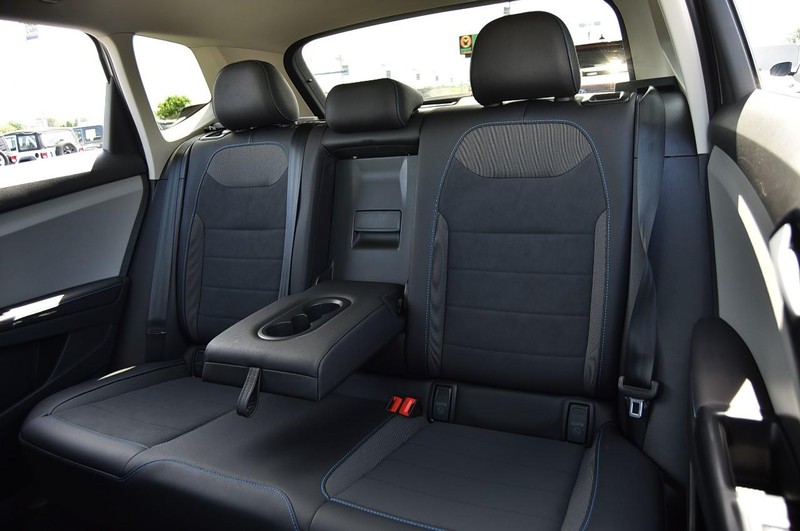 Volkswagen Taos Vehicle Image 22