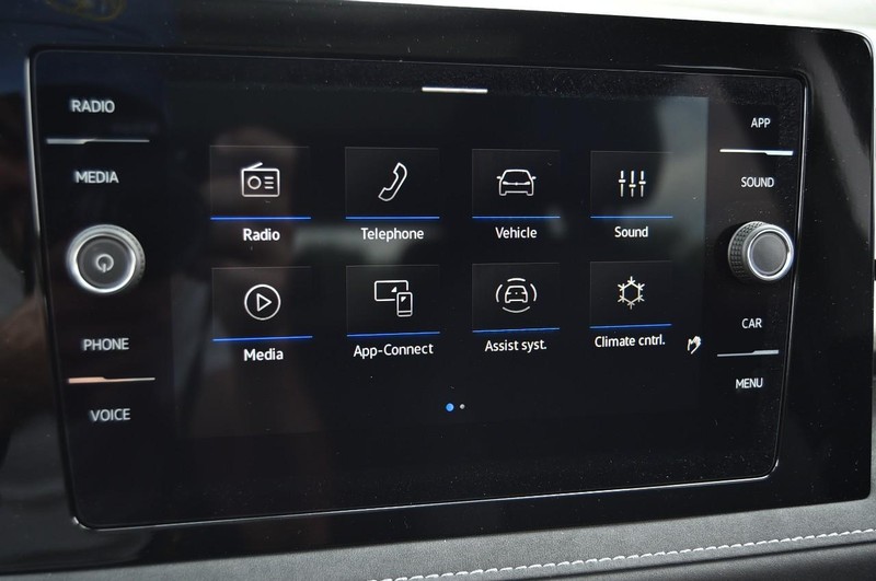 Volkswagen Taos Vehicle Image 13