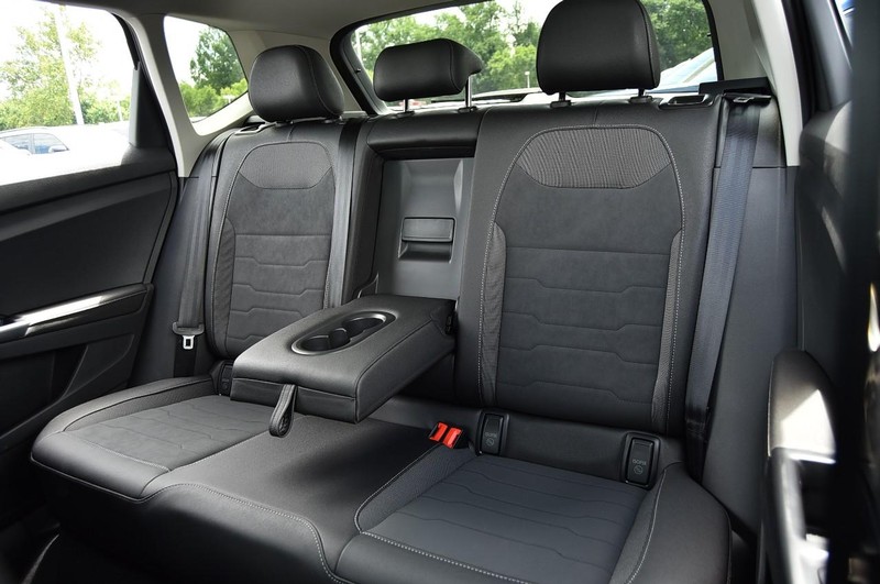 Volkswagen Taos Vehicle Image 22