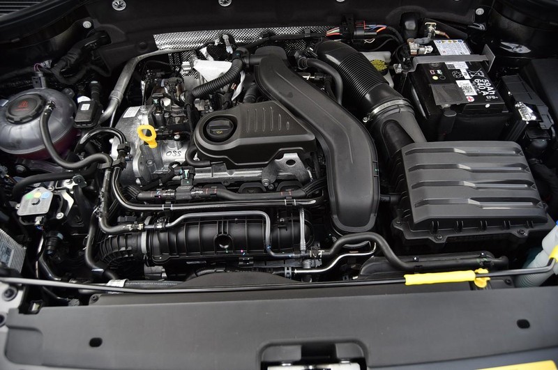 Volkswagen Taos Vehicle Image 26