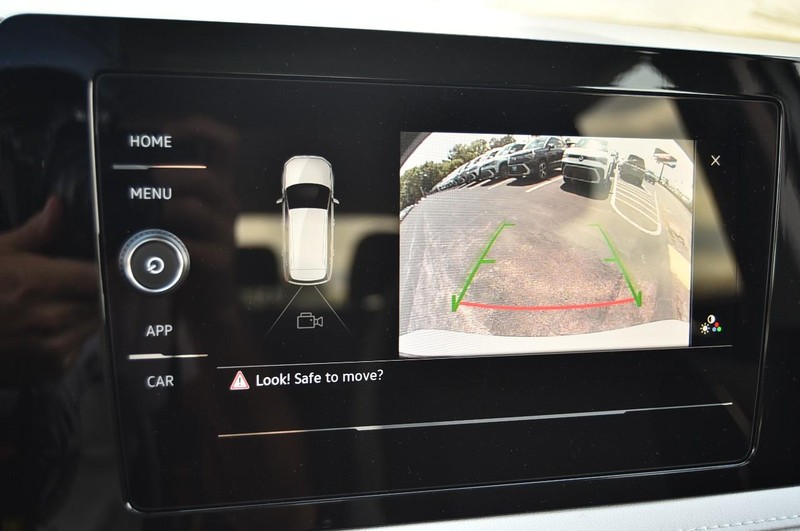 Volkswagen Taos Vehicle Image 12