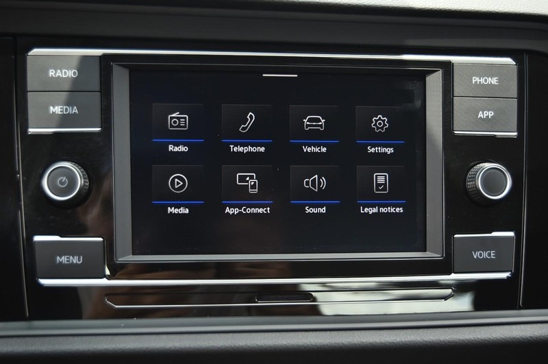 Volkswagen Jetta Vehicle Image 14