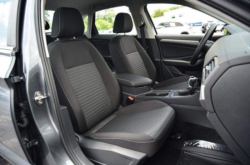 Volkswagen Jetta Vehicle Image 19