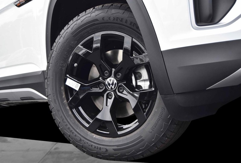 Volkswagen Atlas Vehicle Image 03