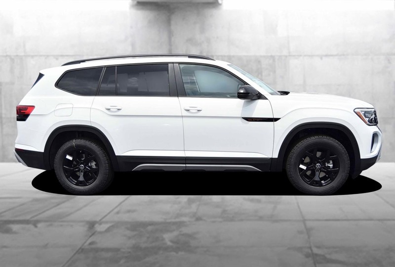Volkswagen Atlas Vehicle Image 05