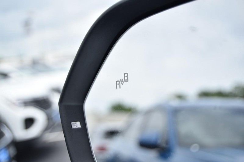 Volkswagen Atlas Vehicle Image 10