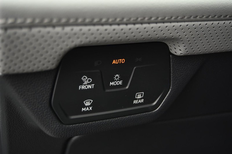 Volkswagen Atlas Vehicle Image 11