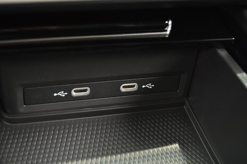 Volkswagen Atlas Vehicle Image 16