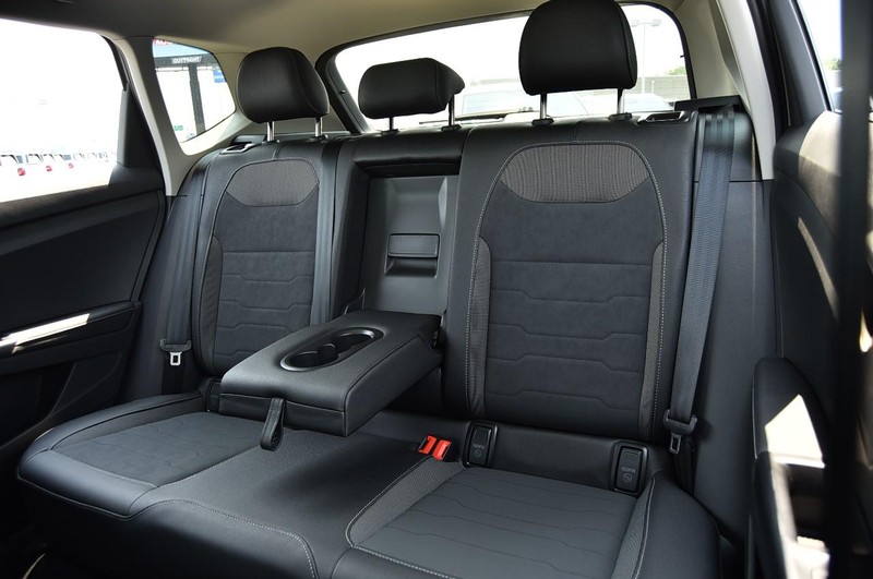 Volkswagen Taos Vehicle Image 22