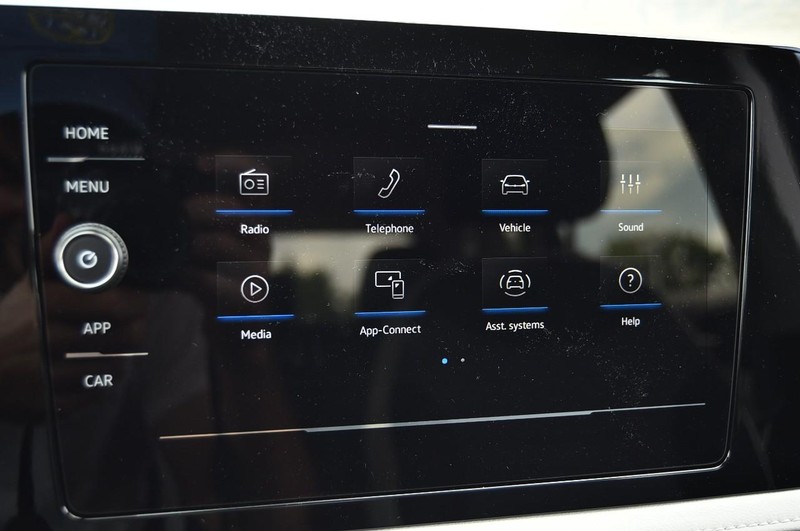 Volkswagen Taos Vehicle Image 13