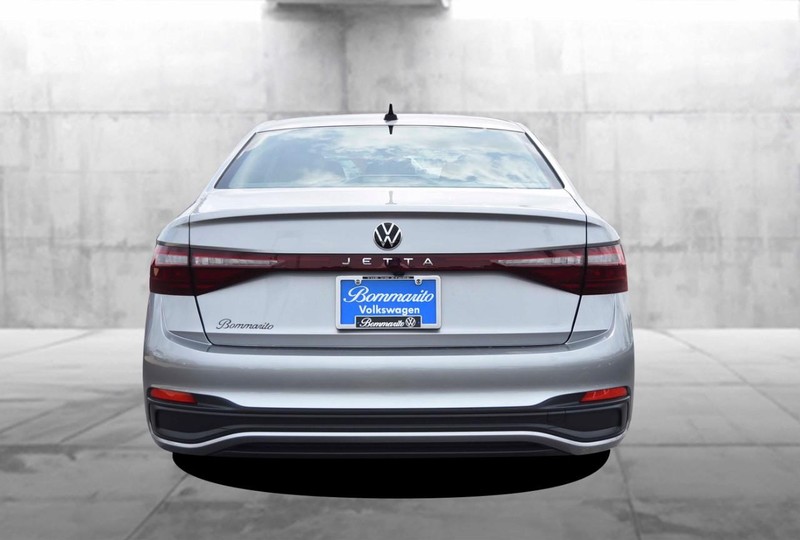 Volkswagen Jetta Vehicle Image 06