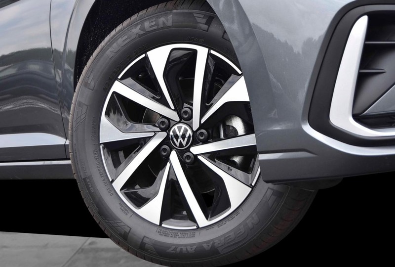 Volkswagen Jetta Vehicle Image 03