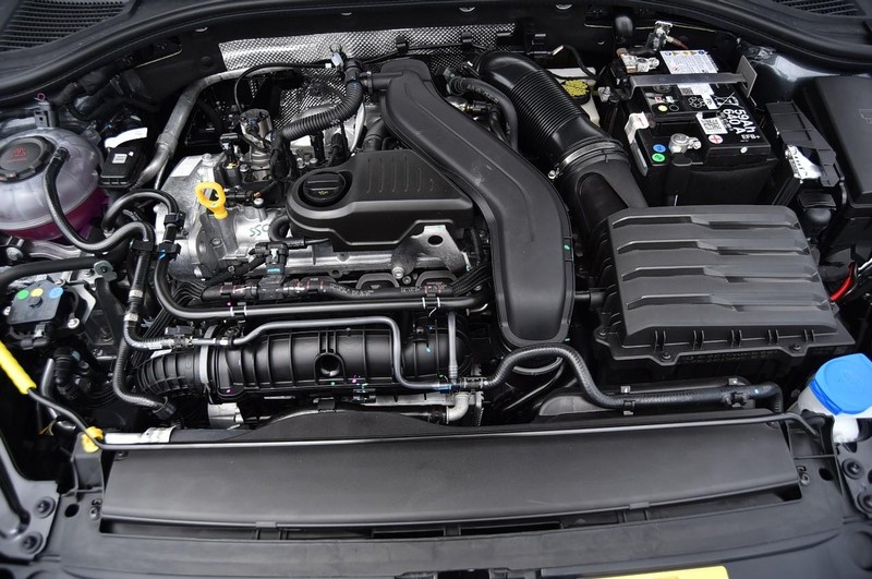 Volkswagen Jetta Vehicle Image 22