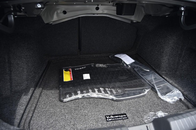 Volkswagen Jetta Vehicle Image 21