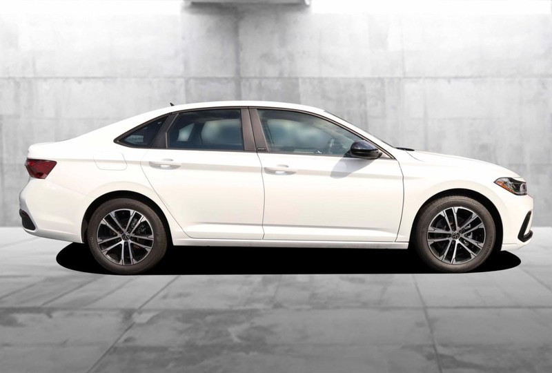Volkswagen Jetta Vehicle Image 05