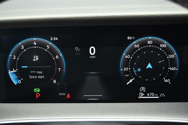 Volkswagen Tiguan Vehicle Image 11