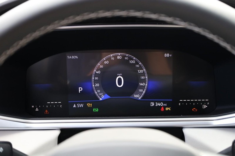 Volkswagen Taos Vehicle Image 12