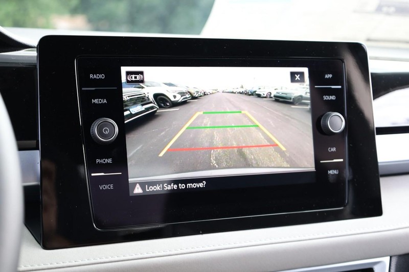 Volkswagen Taos Vehicle Image 15
