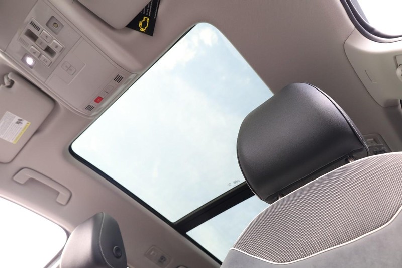 Volkswagen Taos Vehicle Image 20