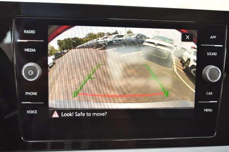Volkswagen Jetta Vehicle Image 13