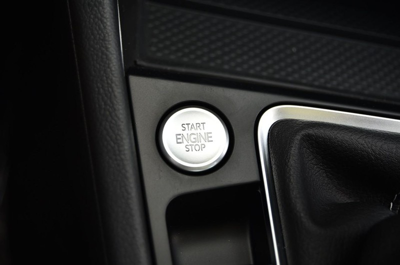 Volkswagen Jetta Vehicle Image 17